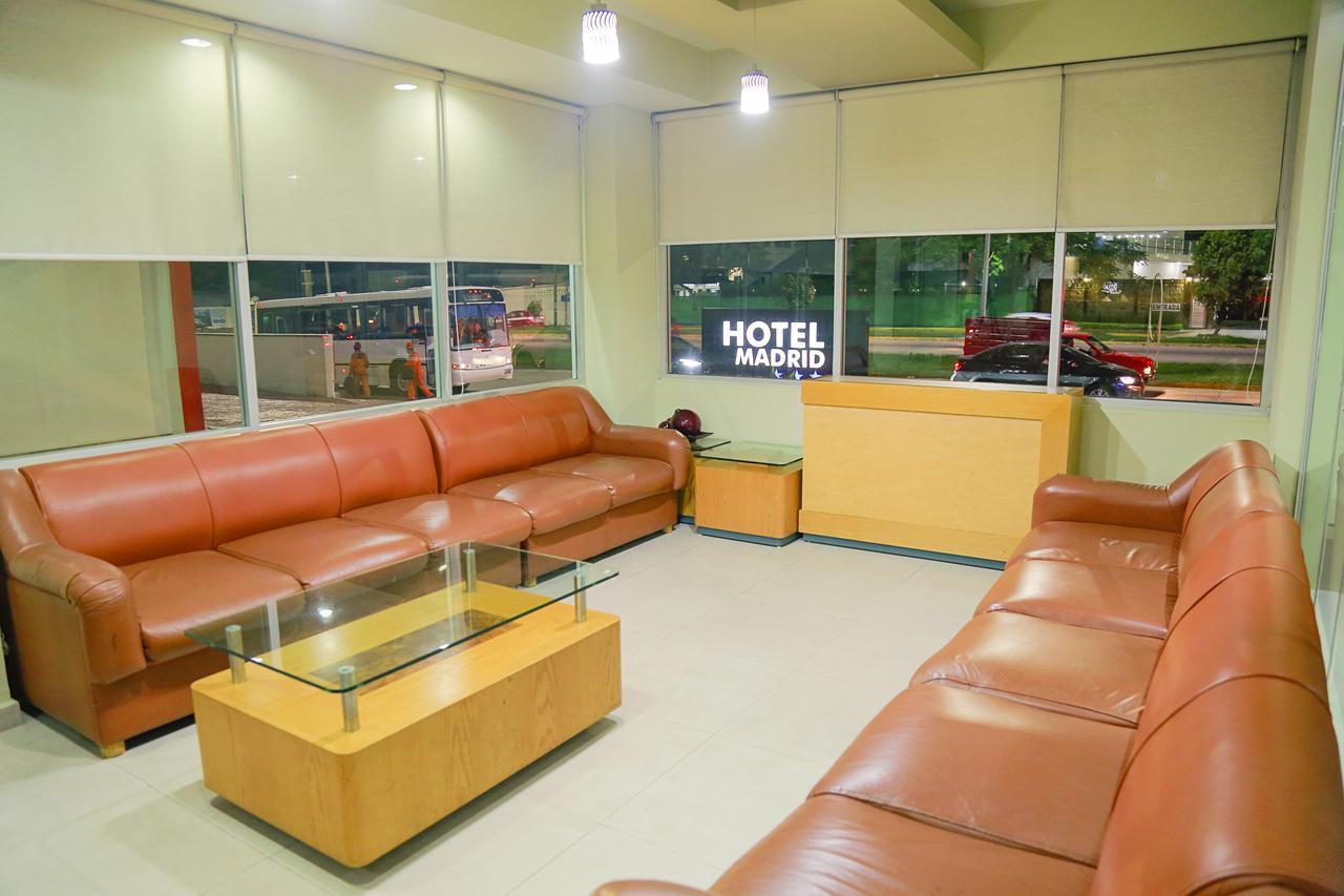 Hotel Madrid มินาติทลัน ภายนอก รูปภาพ